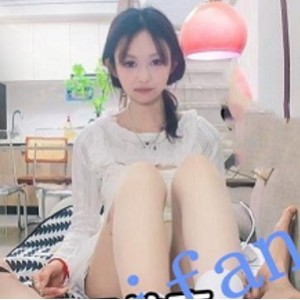 推特揉月给力碰撞合集50部1.03GB太感觉了