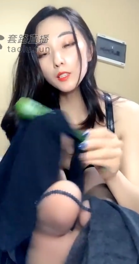 套路直播丽莎女王实拍合集110部50G