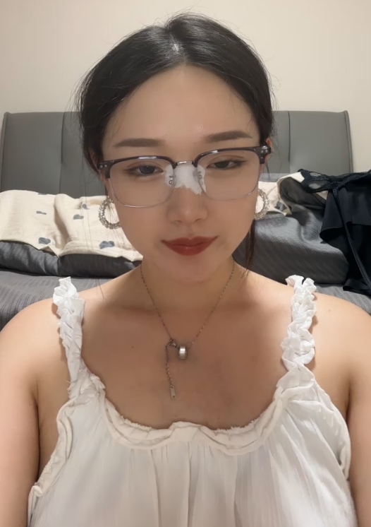 合集妹子叭嗦眼镜御姐视频57部48.6G