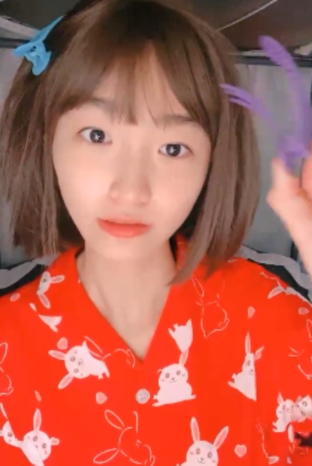 百度云盘呜崽酱学妹私拍92部49.9来感觉了奶校服蹦跳肉腿