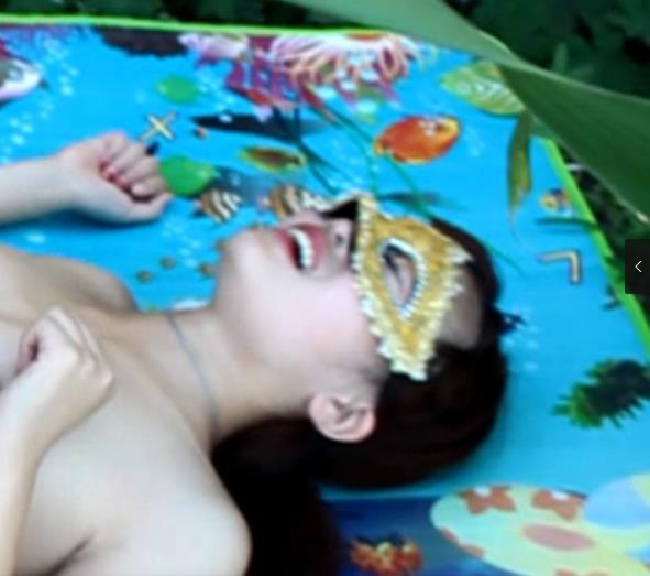 91传媒苏晴野外三人游合集14部5.7G，老资源，火爆小姐姐