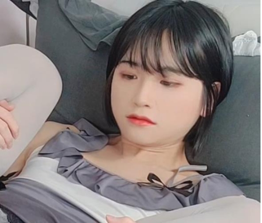 Lua飞机门OnlyFans劲爆合集34部4.9G网友跪求