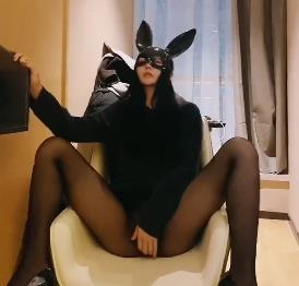 知一妹妹退圈珍藏Vivian姐超薄线袜推特合集5.4G玩很大