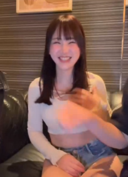 雪屋myfans高冷御姐5部2.3G绝赞