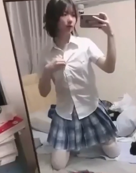 白炜彤宿舍三人游4部770M超会玩