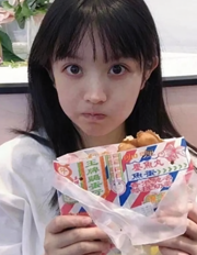 劲爆美女阿黑颜视频20部100MB资源站合集