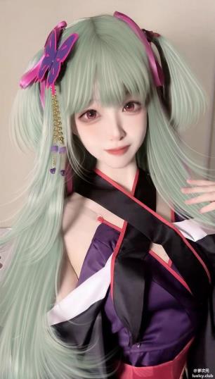 狸狸COS劲爆合集5P10V1.43G突破尺度