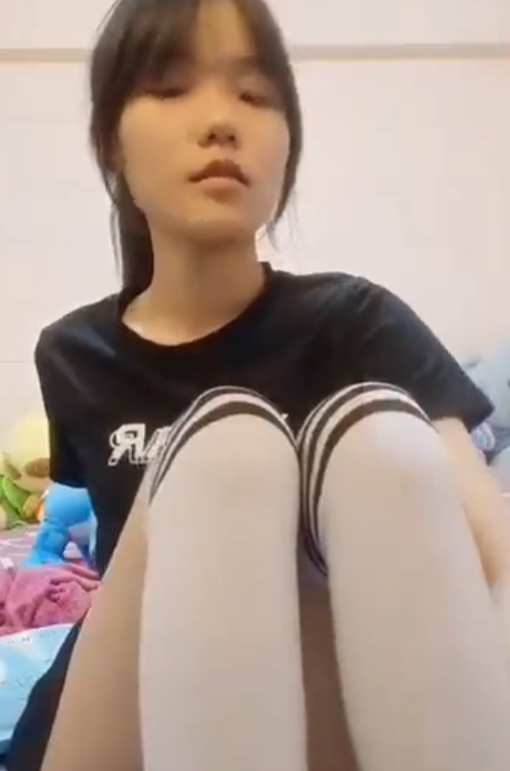 合集曝光开放反差萌私房靓妹400部37G超值珍藏