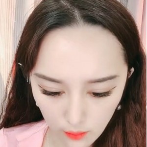 115笑笑热舞私拍34部25G优质身材