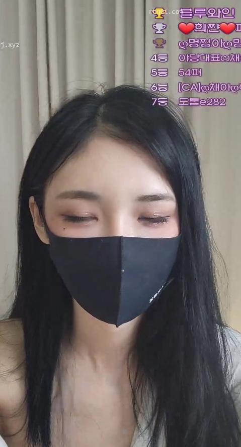 推特iamriri优质舞蹈80部21G童颜大罩杯