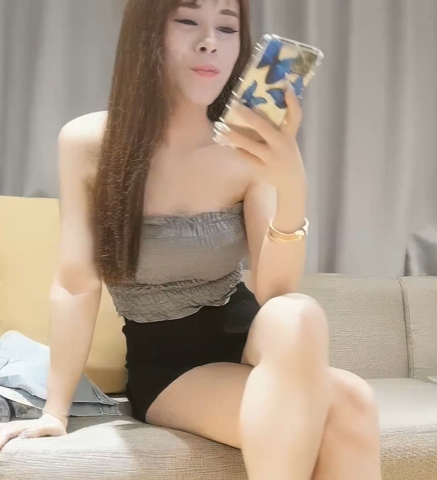 午夜寻花排骨哥合集149v93g太顶了