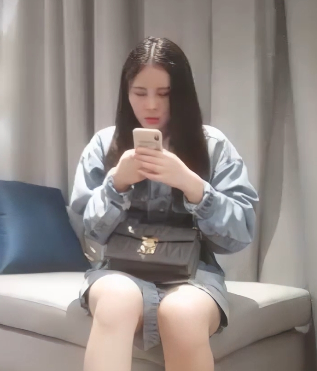 午夜寻花排骨哥合集149v93g太顶了