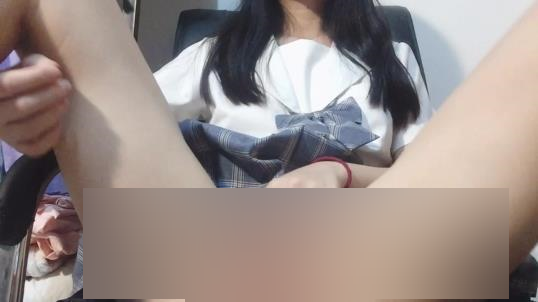 站内自购沂禾喵喵3套私拍优质作品7G太顶了