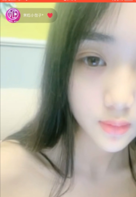 小包子清纯女大学生赚学费视频1部3.5GB超清诱惑