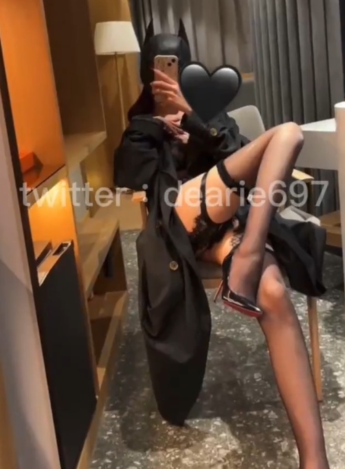 微密圈脸红Dearie视图合集127部22.5G绝品