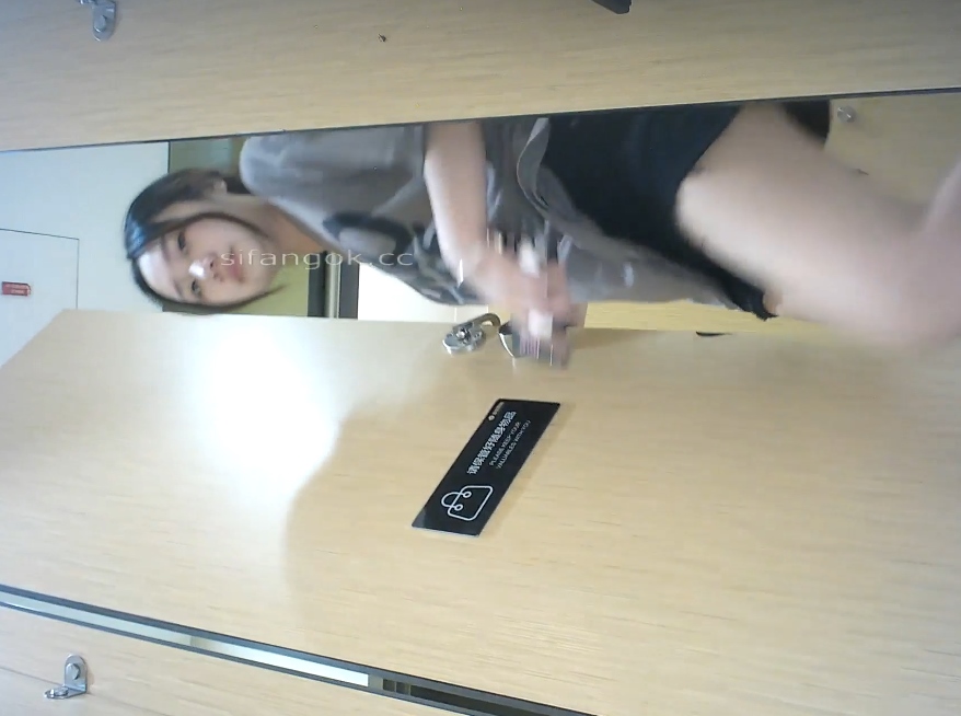 酒吧小雅厕所实拍15部437.9MB优质纹身妹