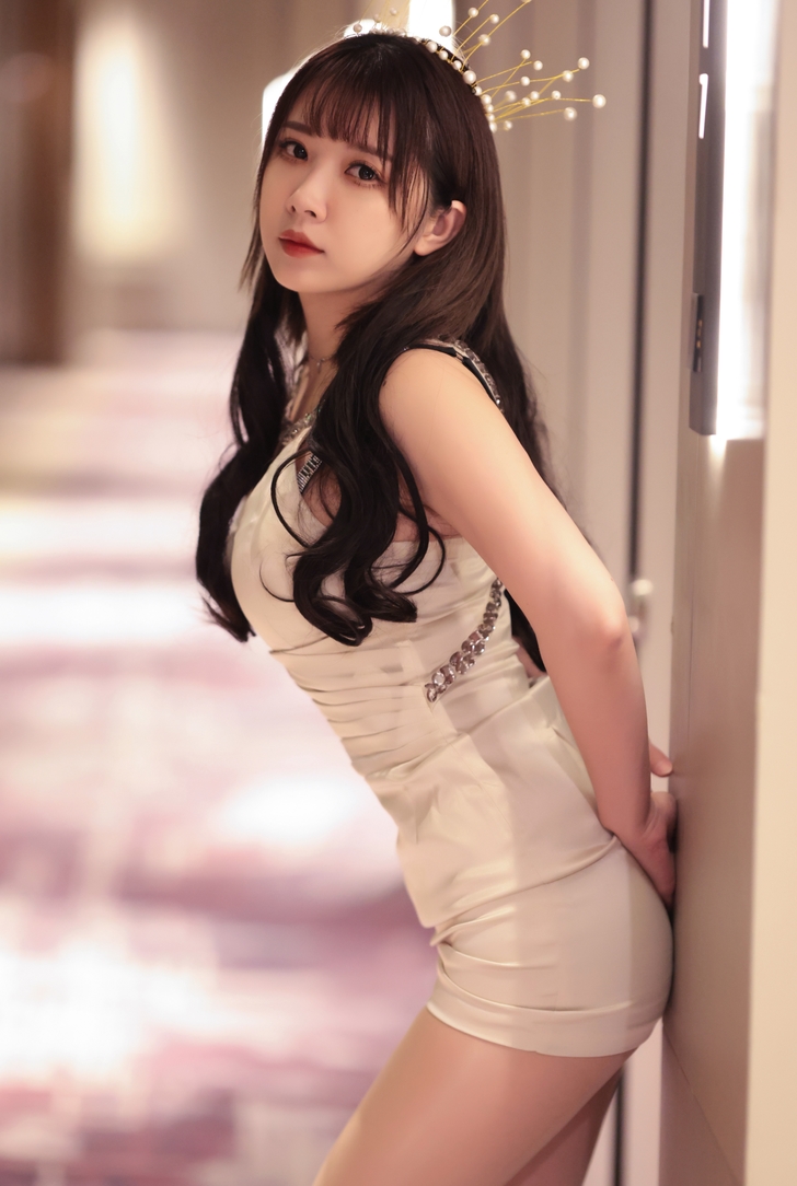 推特小女巫露娜绝版展示52套私房作品14.99G