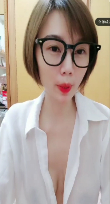 糖糖热舞私拍合集88部118G舞后直播绝美腰肢