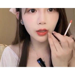 SP站大罩杯女神qqqq0808展示秀18部21.9G曲线惊人