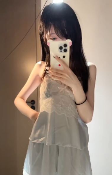 抖音璐酱反差cos绝密视频1部300M身段妖娆