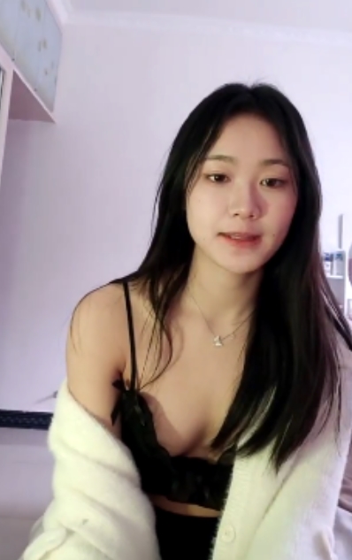 半糖人气女神蜜桃吖热辣合集52V38.8G蜜桃成熟时