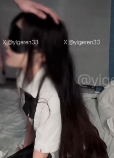 丰满娇妻黑丝美腿绿帽推特一个ren剧情合集1.2G多部